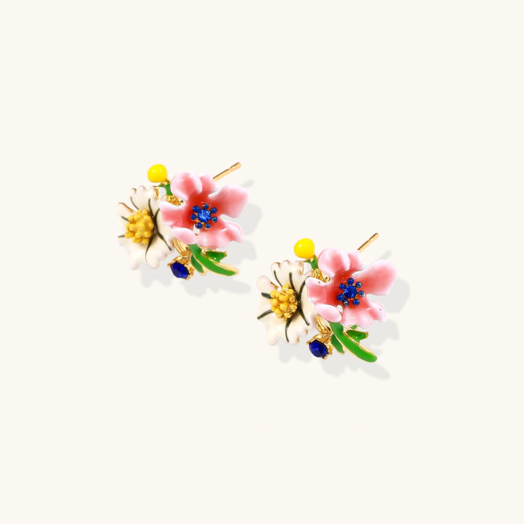 Gold-tone flower cluster studs detail