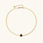 Lucky clover herringbone necklace detail view
