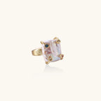 Baroque pearl ring detail