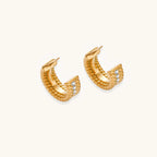 Ribbed gold-tone hoops detail