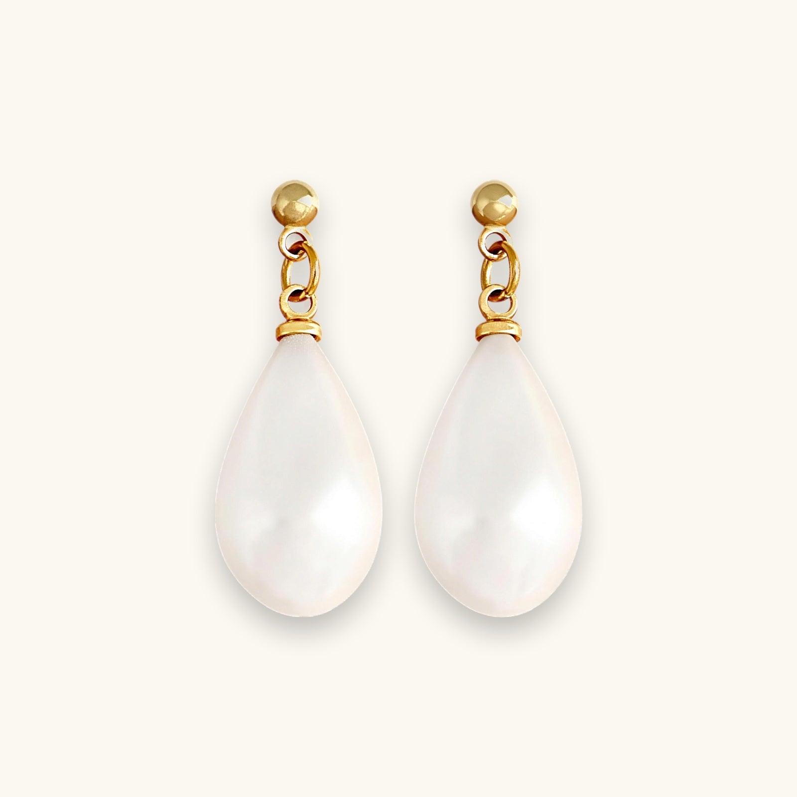 Vintage Teardrop Pearl Earrings