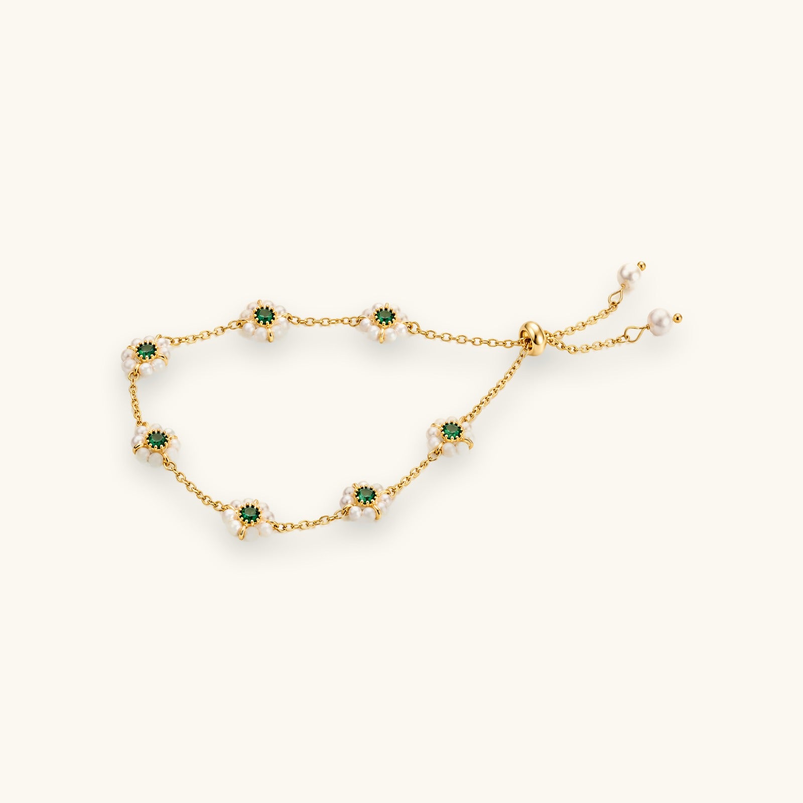 Faux pearl flower chain bracelet in gold-tone